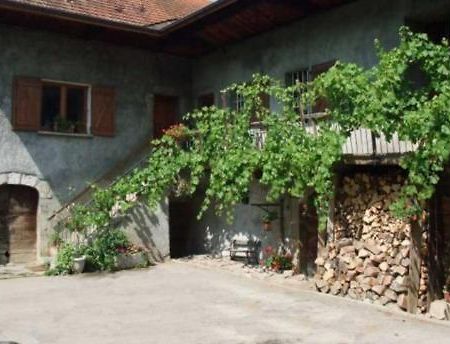 Le Domaine Du Grand Cellier Gites Appartement En Savoie Tournon-sur-Rhône Eksteriør billede