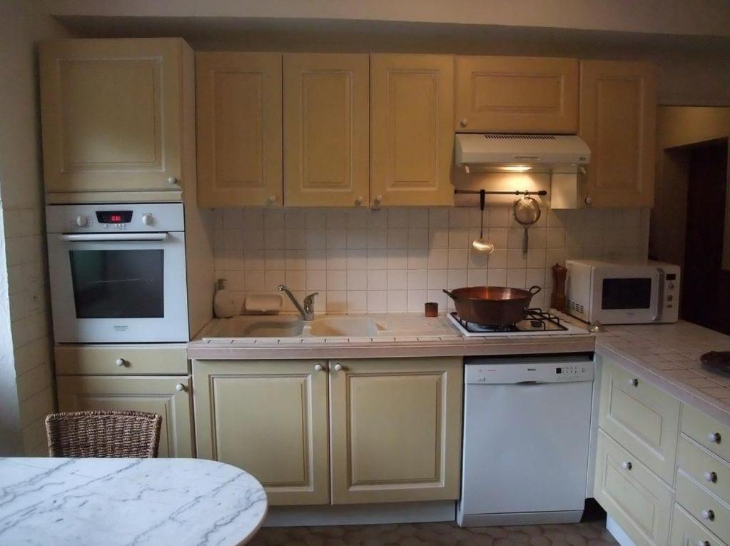 Le Domaine Du Grand Cellier Gites Appartement En Savoie Tournon-sur-Rhône Eksteriør billede