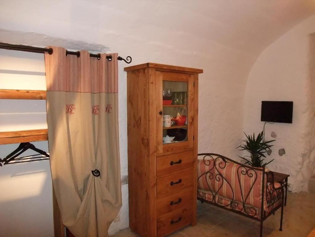 Le Domaine Du Grand Cellier Gites Appartement En Savoie Tournon-sur-Rhône Eksteriør billede